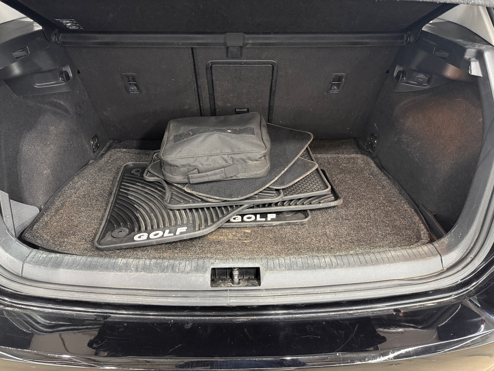 Thumbnail: 2017 Volkswagen Golf - 7