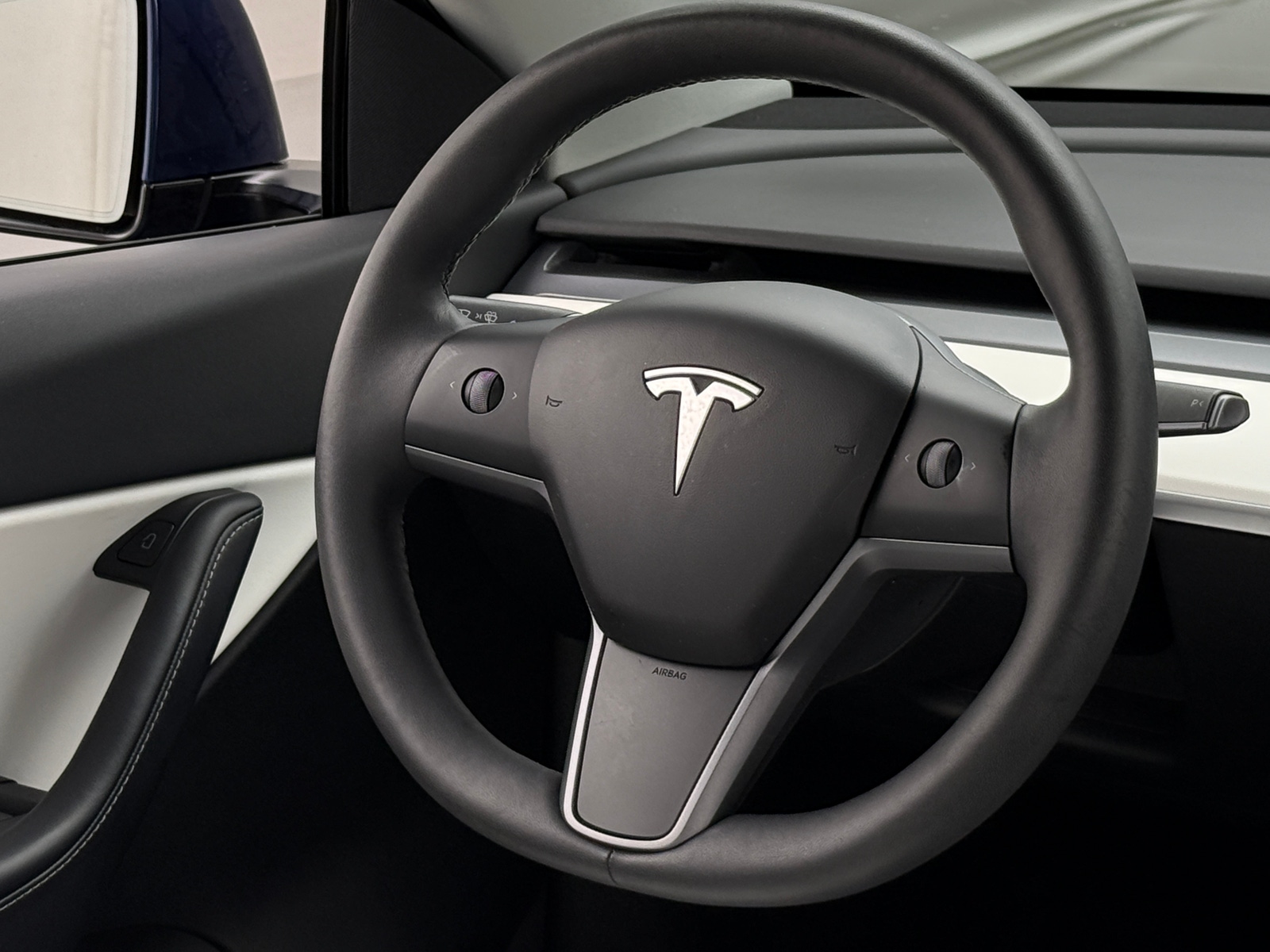 Thumbnail: 2021 Tesla Model Y - 4