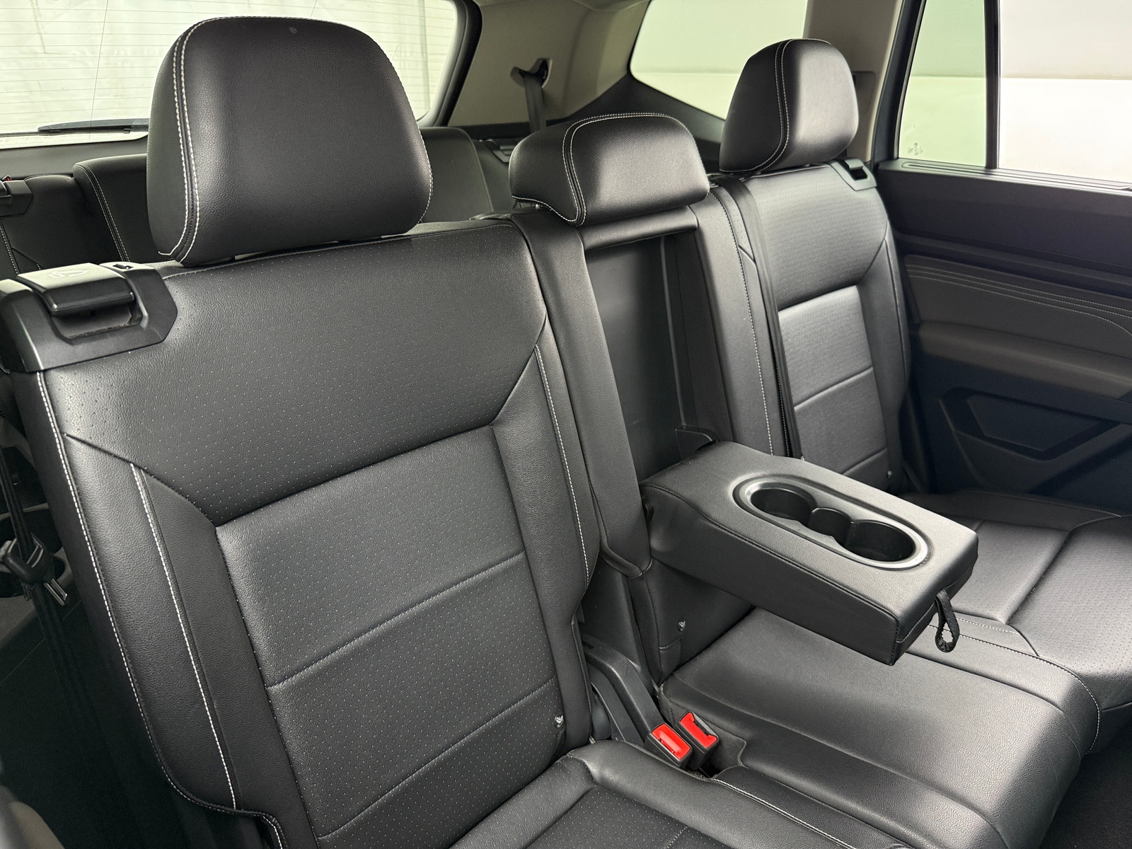 Thumbnail: 2023 Volkswagen Atlas - 5