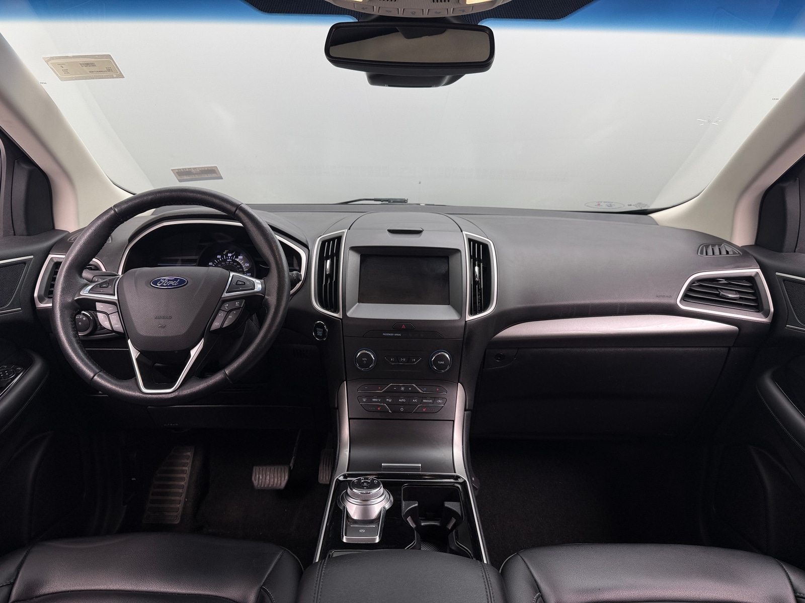 Thumbnail: 2019 Ford Edge - 2