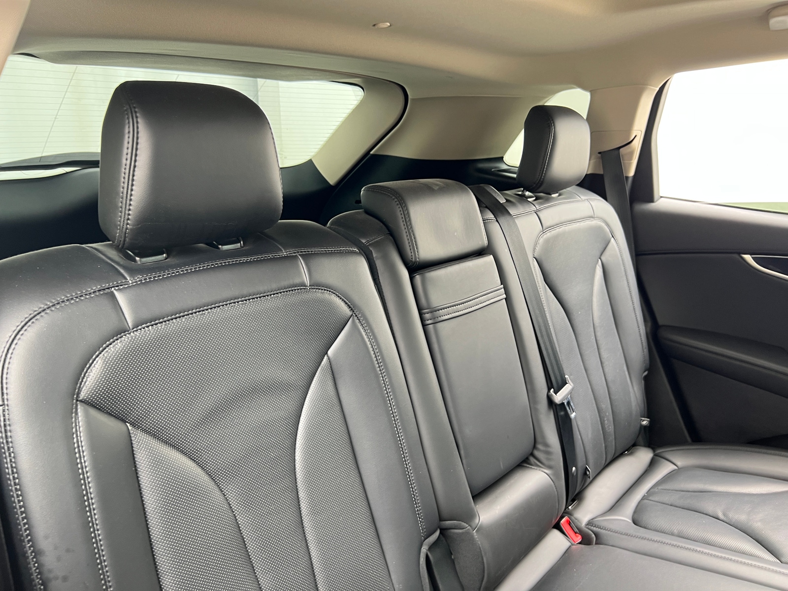 Thumbnail: 2022 Lincoln Nautilus - 5