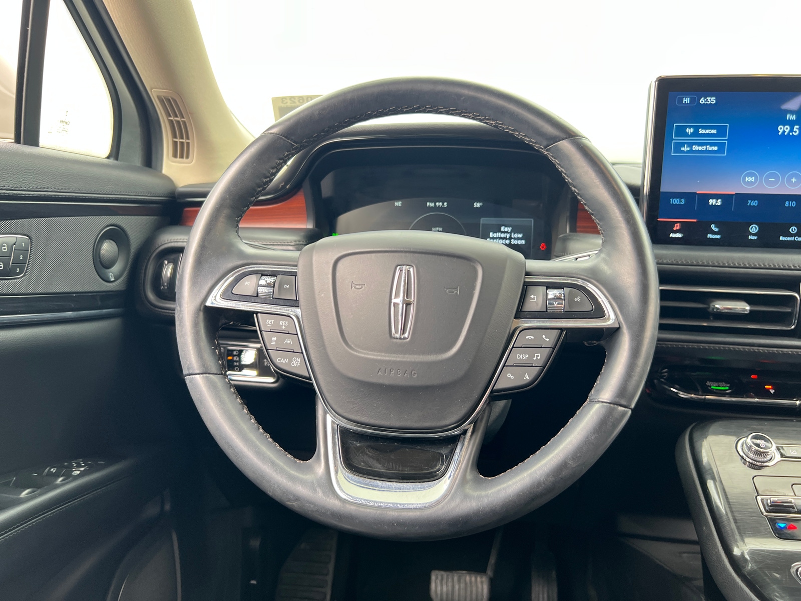 Thumbnail: 2022 Lincoln Nautilus - 4