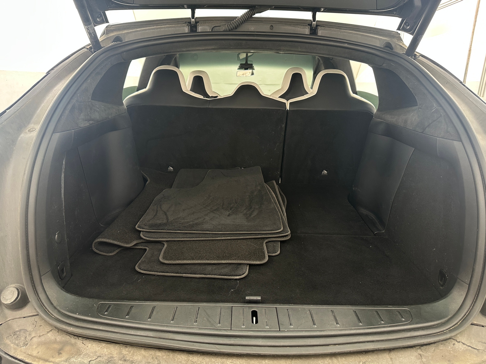 Thumbnail: 2019 Tesla Model X - 6