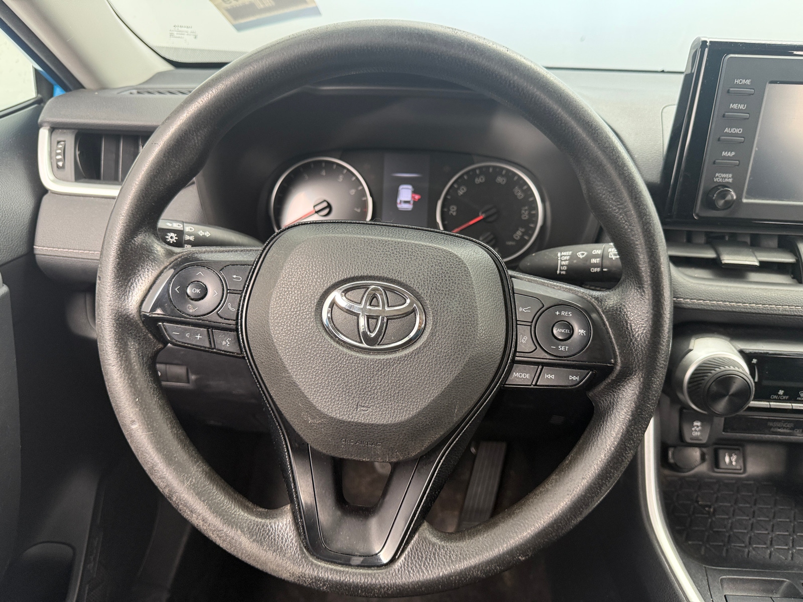 Thumbnail: 2019 Toyota RAV4 - 5