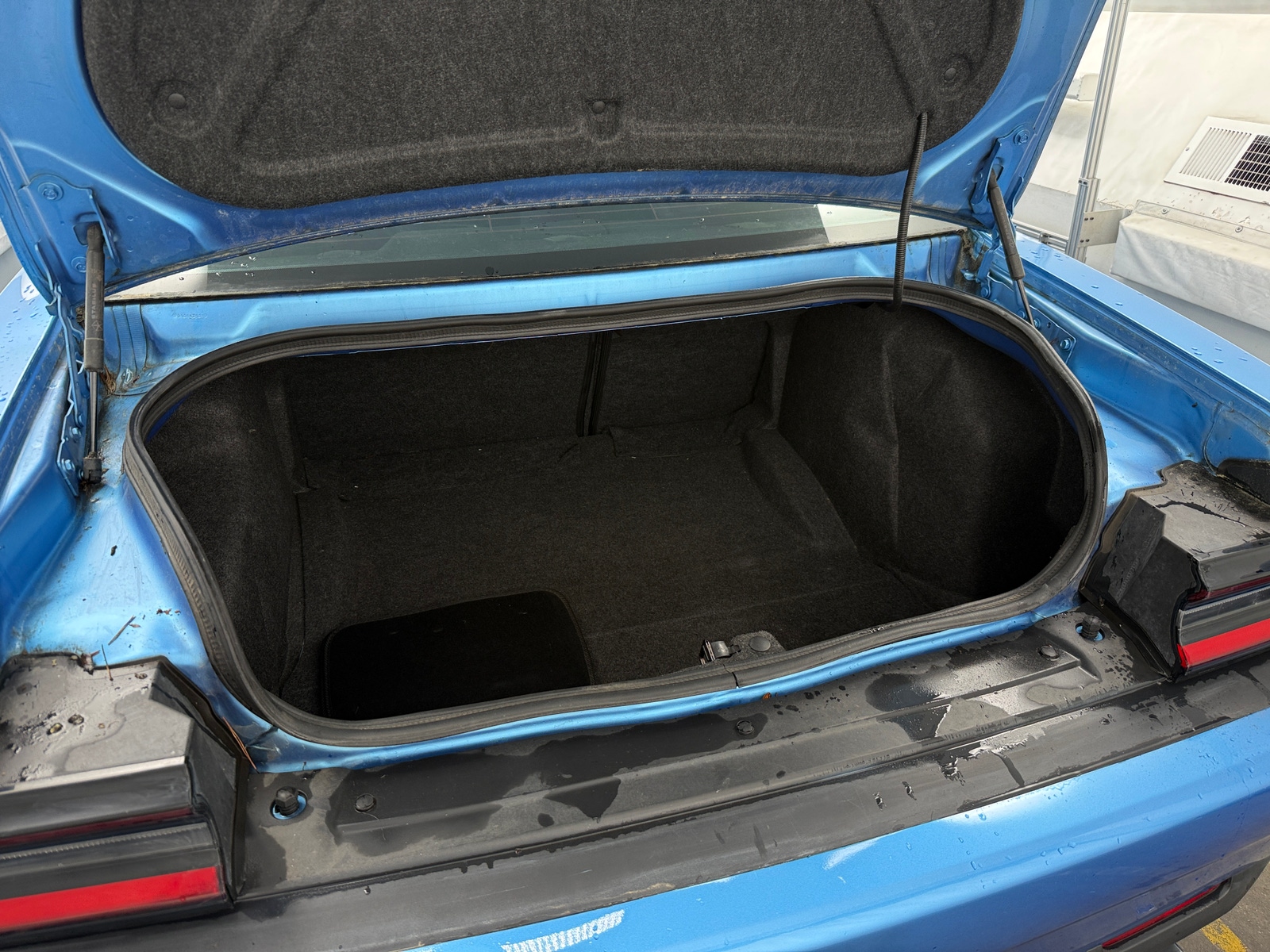 Thumbnail: 2016 Dodge Challenger - 5