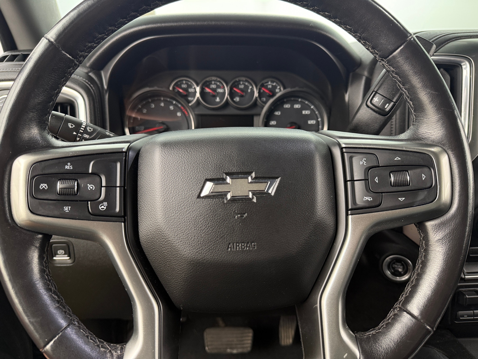 Thumbnail: 2021 Chevrolet Silverado 1500 - 5