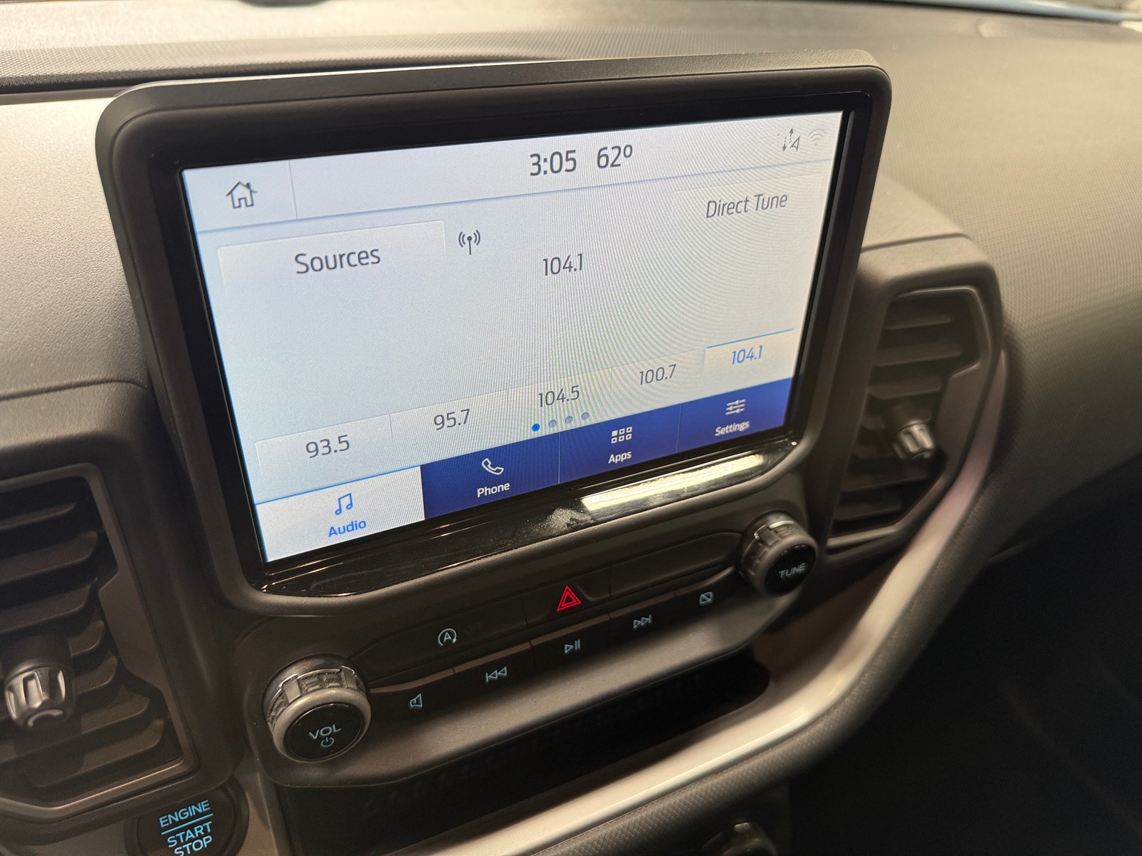 Thumbnail: 2021 Ford Bronco Sport - 4