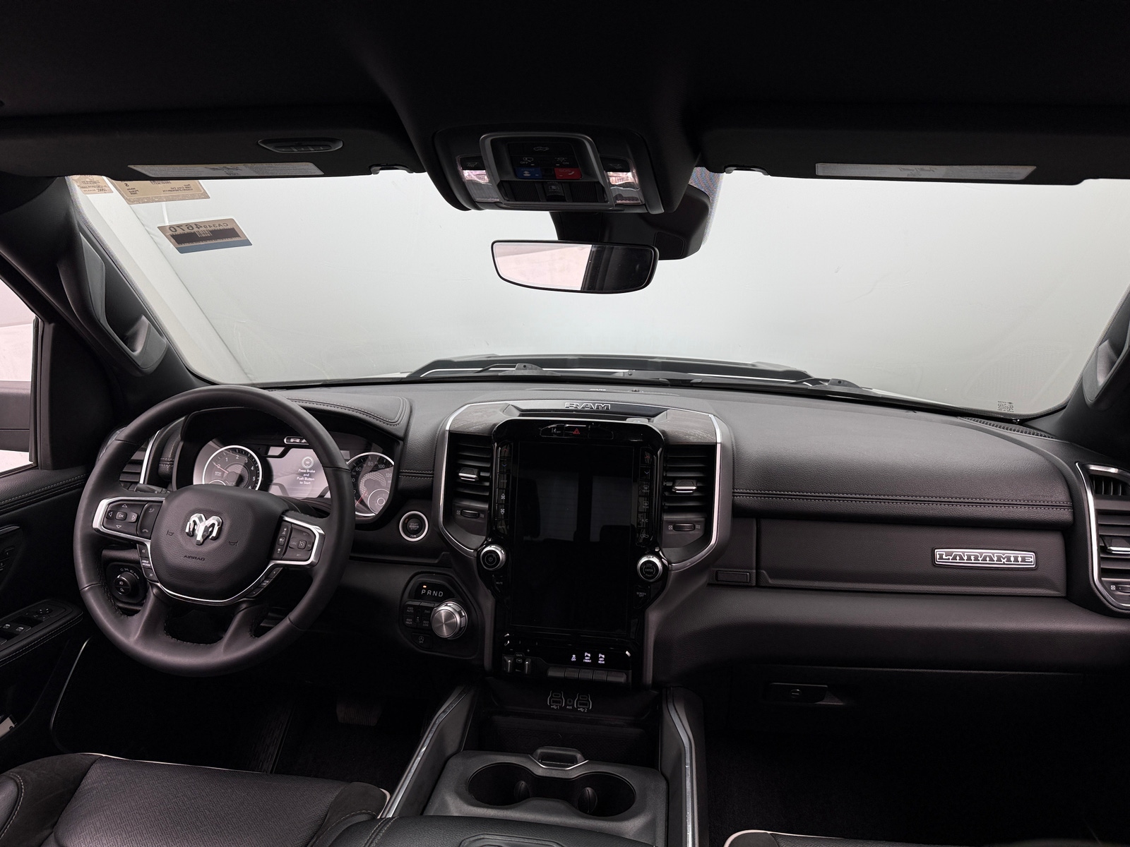 Thumbnail: 2025 RAM 1500 - 2