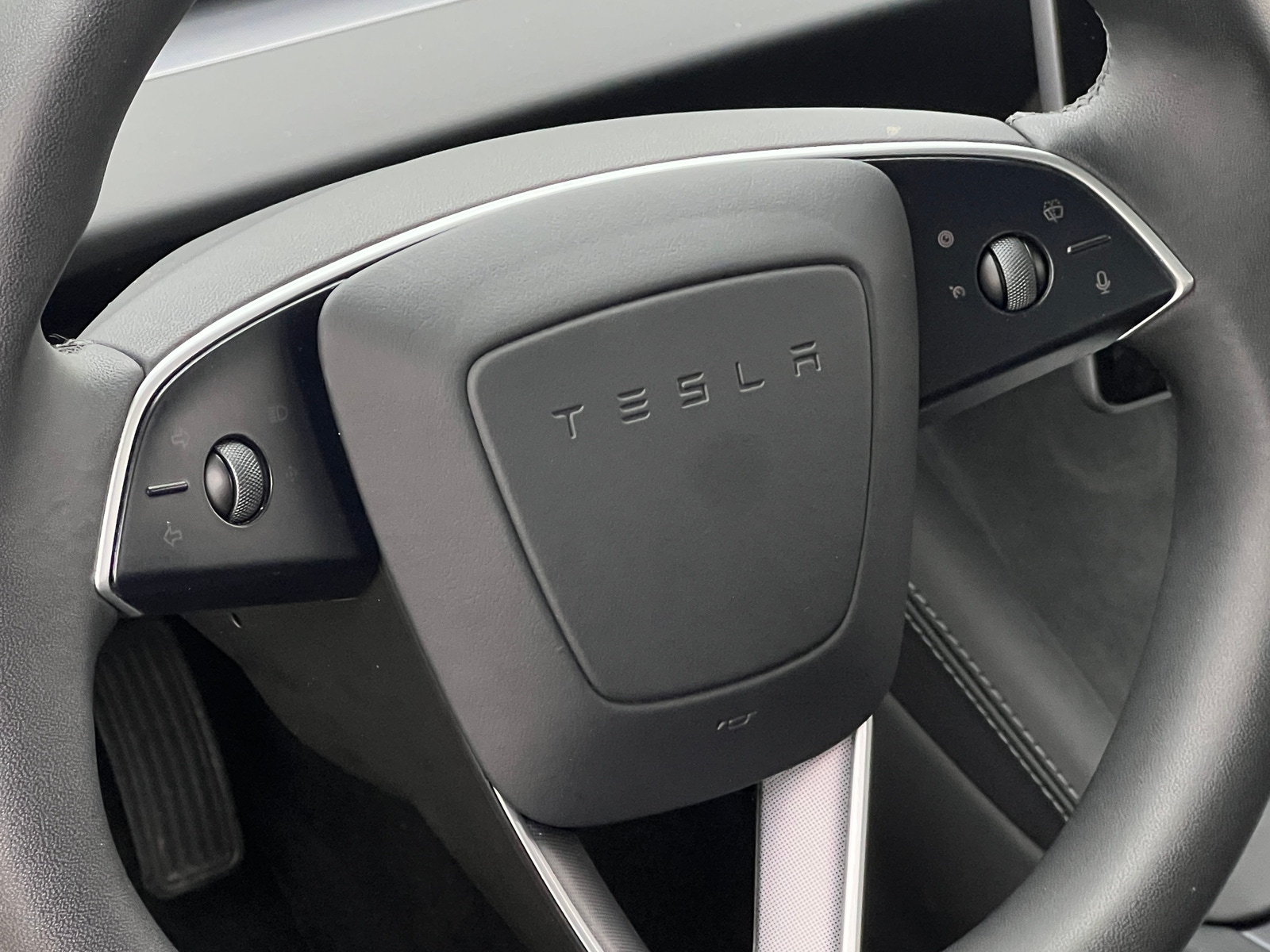 Thumbnail: 2025 Tesla Model 3 - 5