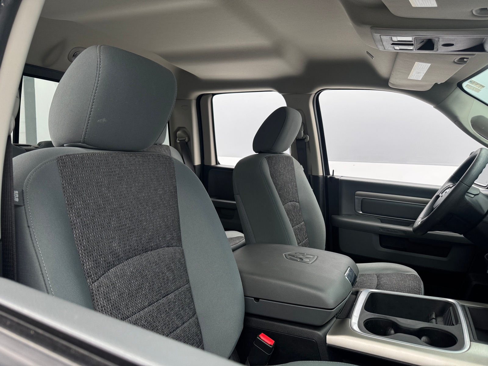 Thumbnail: 2019 RAM 1500 Classic - 2