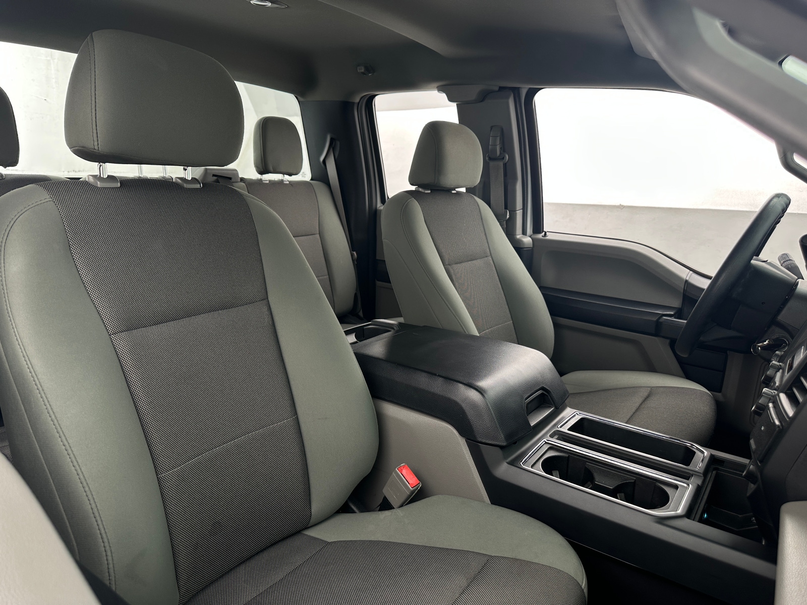 Thumbnail: 2018 Ford Econoline - 2