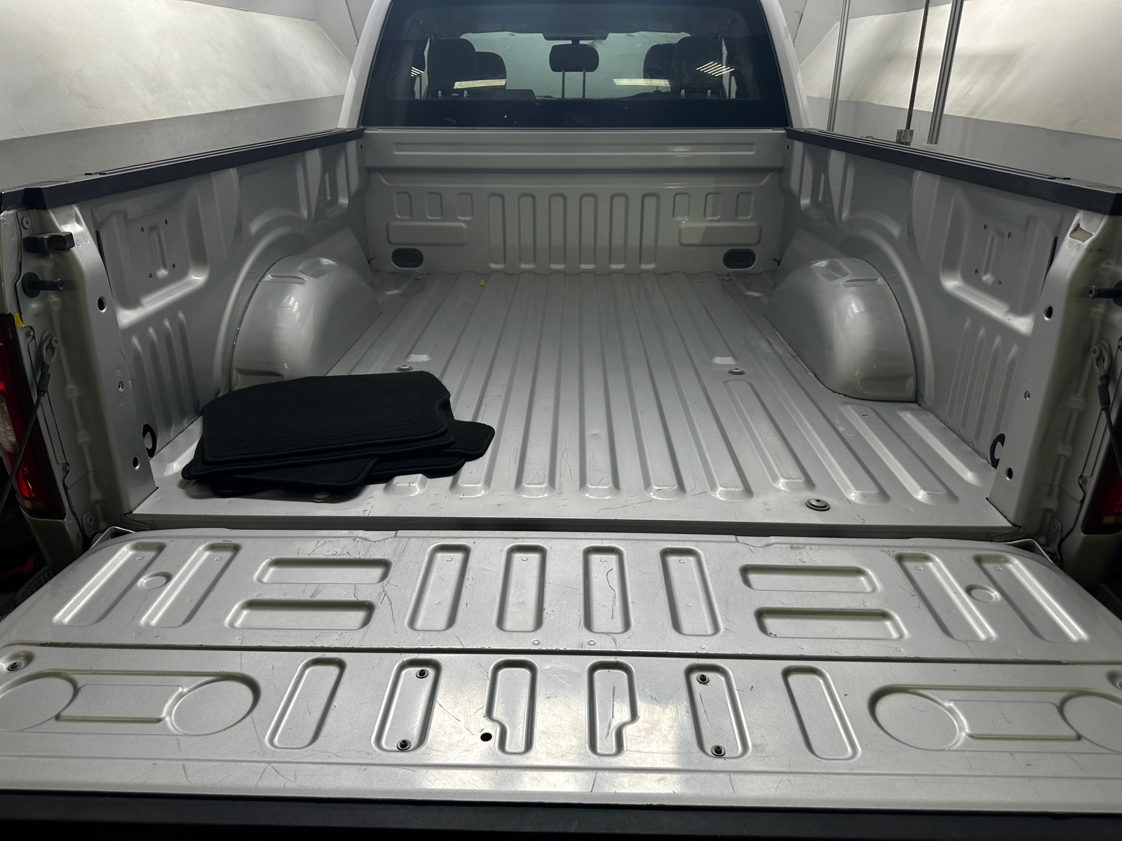 Thumbnail: 2018 Ford Econoline - 7