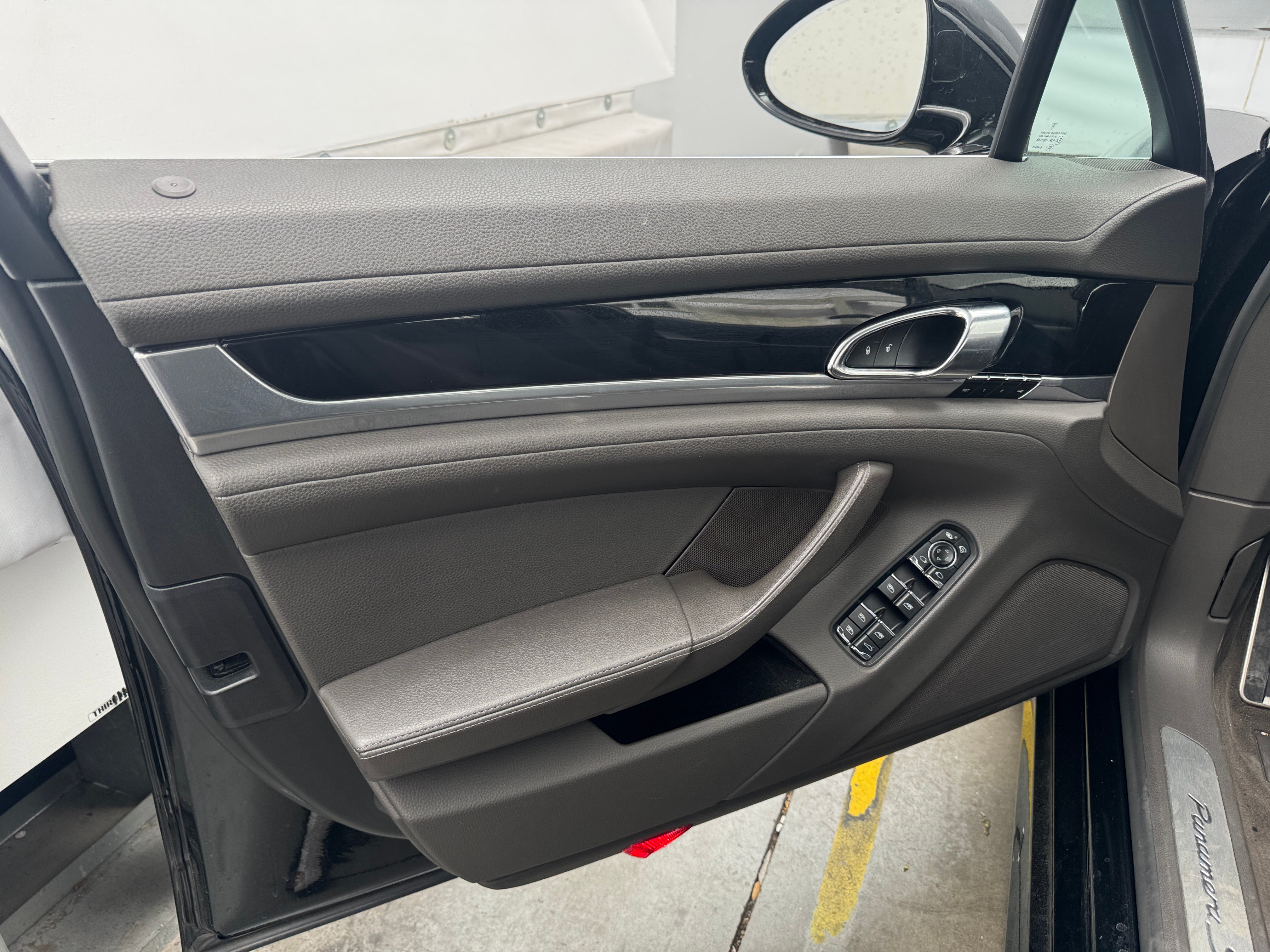 2016 Porsche Panamera