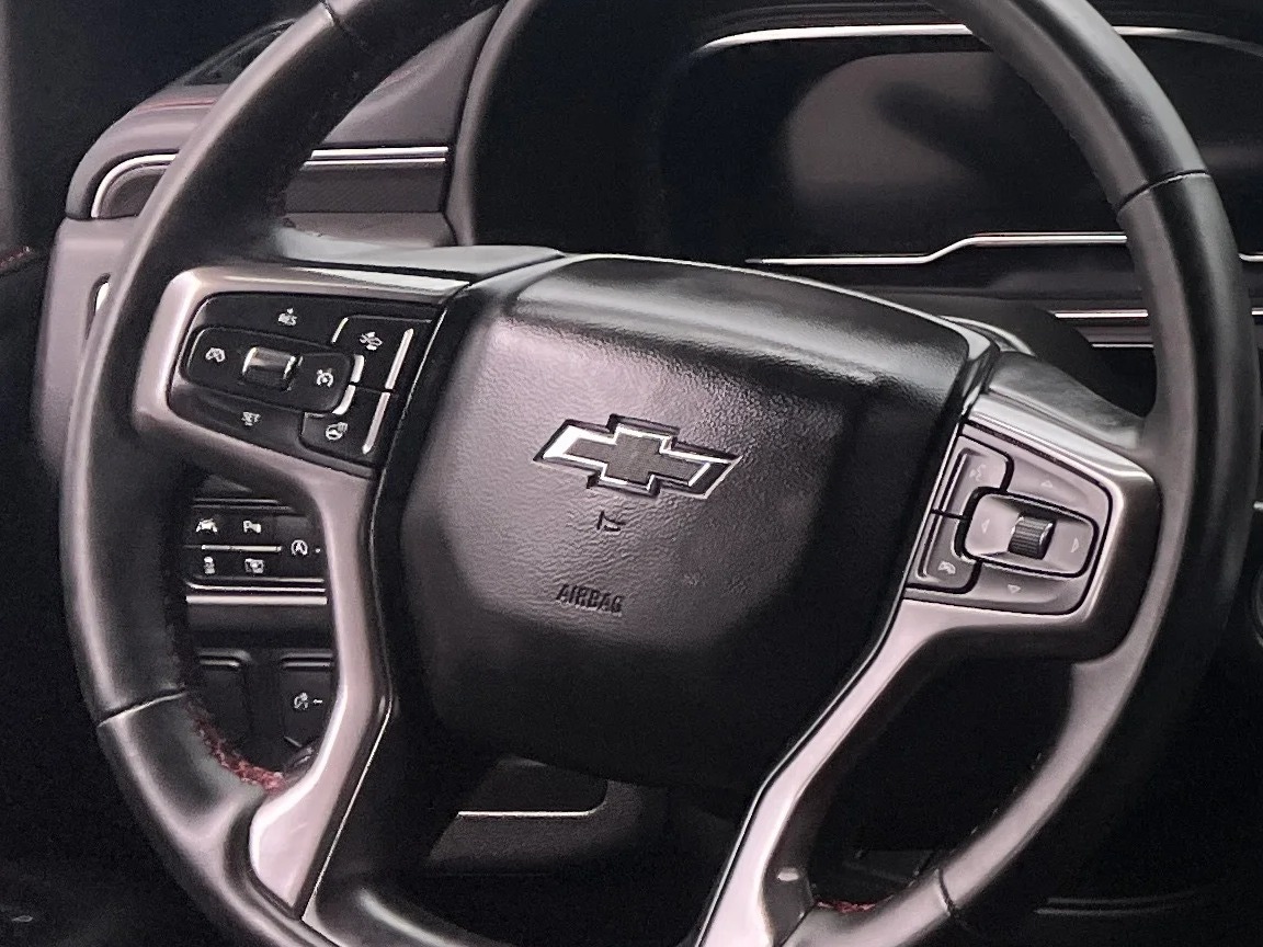 Thumbnail: 2023 Chevrolet Tahoe - 4