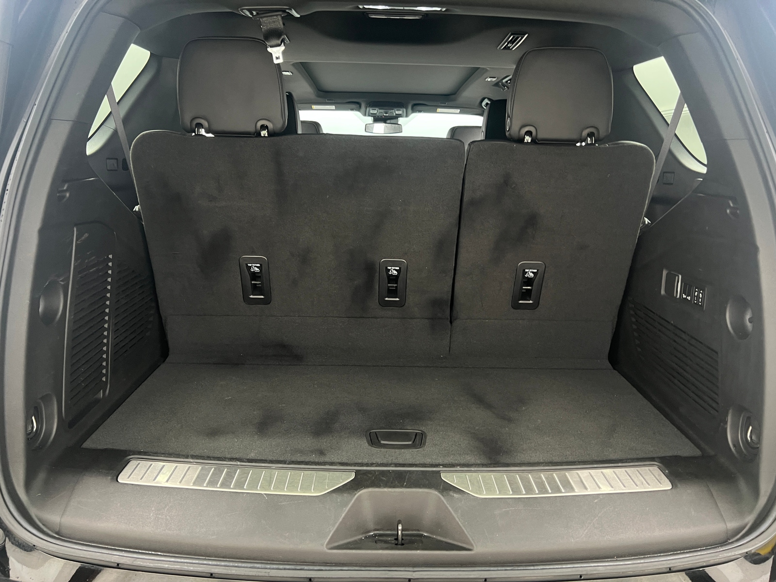 Thumbnail: 2023 Chevrolet Tahoe - 6