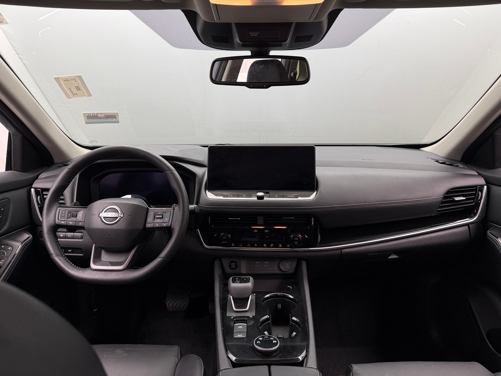 Thumbnail: 2025 Nissan Rogue - 2