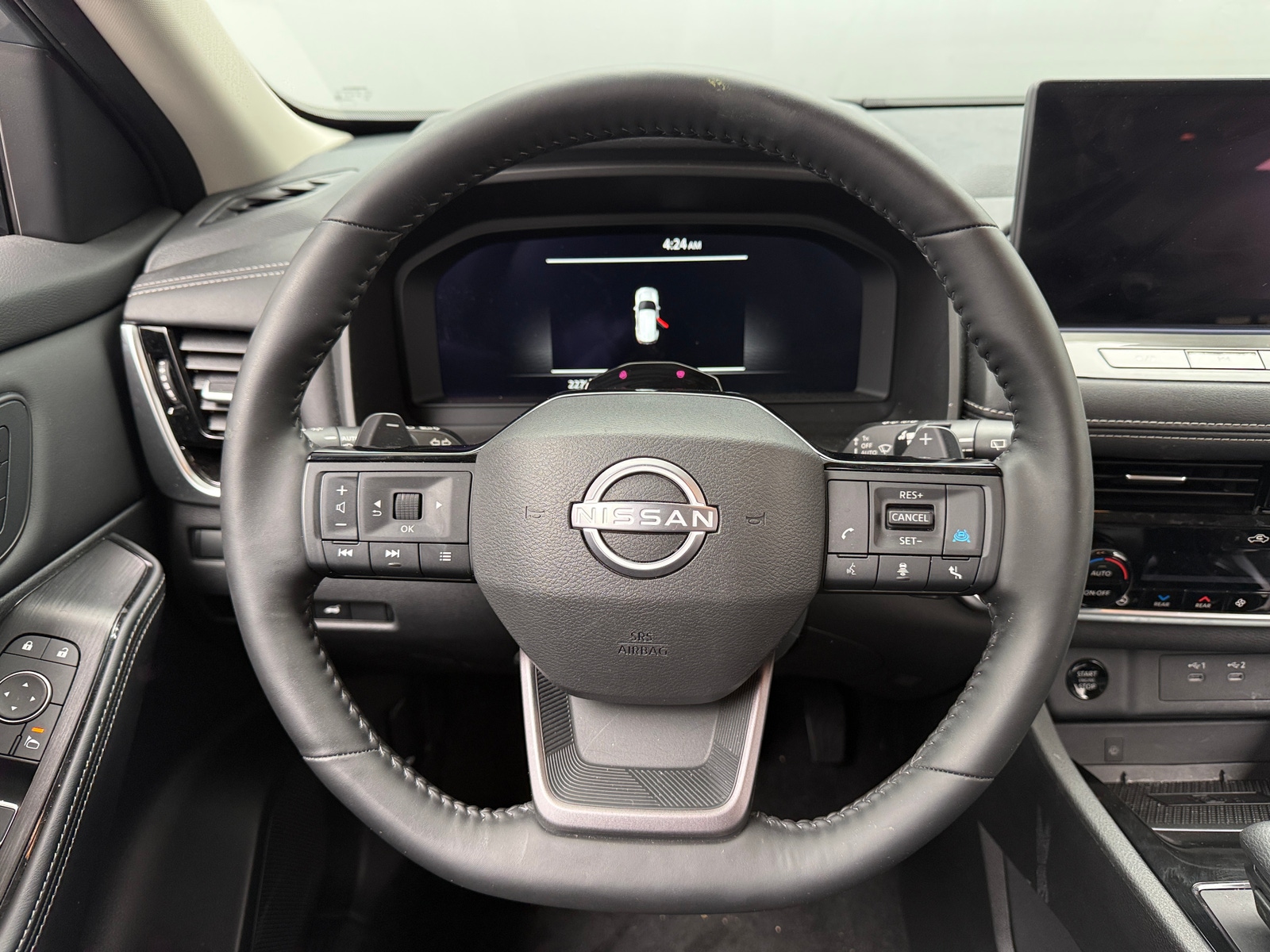 Thumbnail: 2025 Nissan Rogue - 4