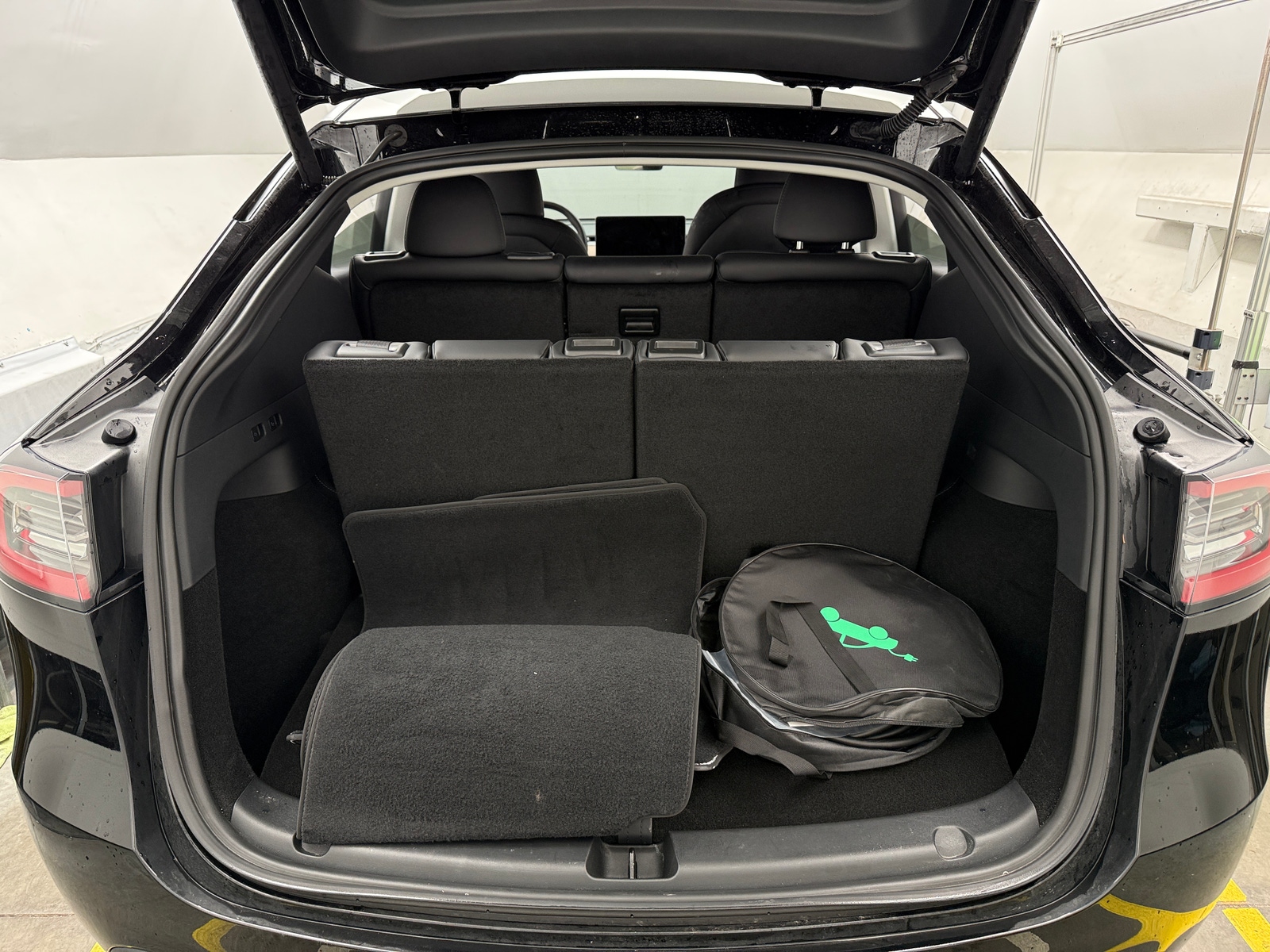 Thumbnail: 2025 Tesla Model Y - 6