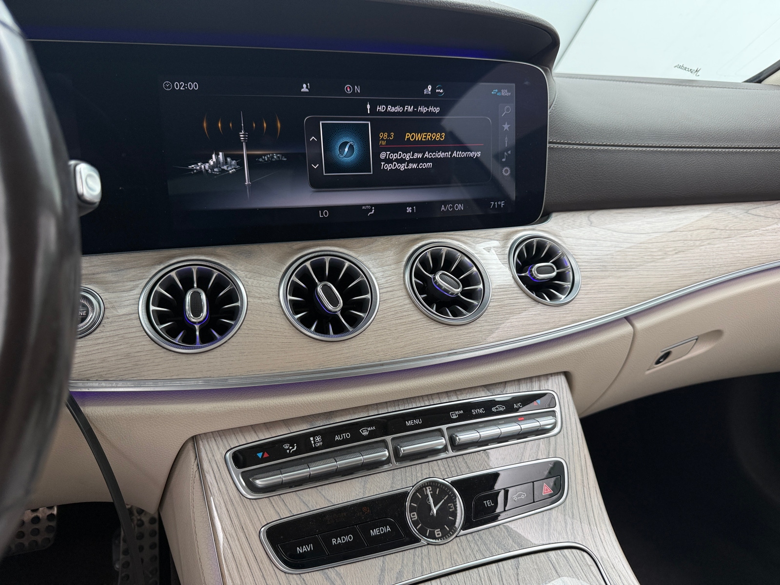 Thumbnail: 2020 Mercedes-Benz E-Class - 3