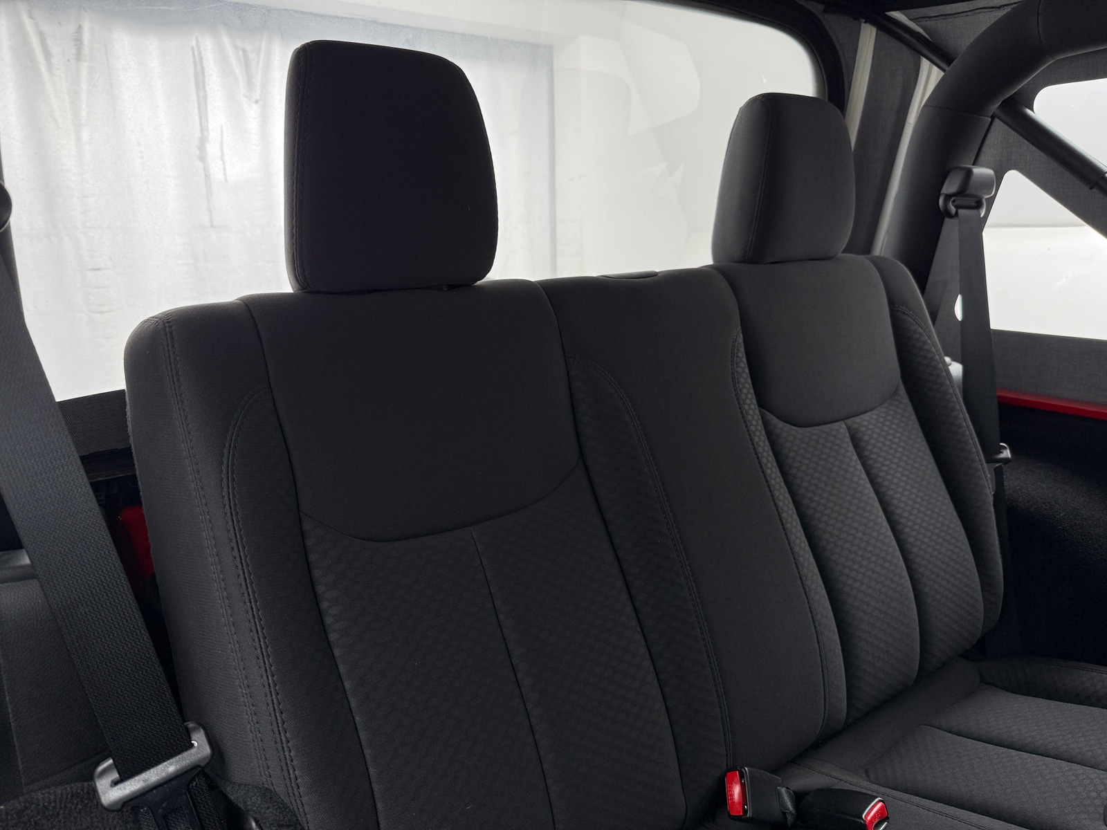 Thumbnail: 2016 Jeep Wrangler - 6