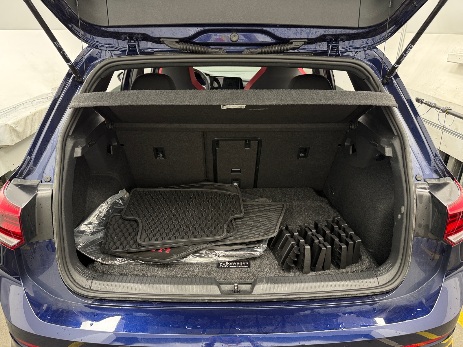 Thumbnail: 2024 Volkswagen Golf - 7