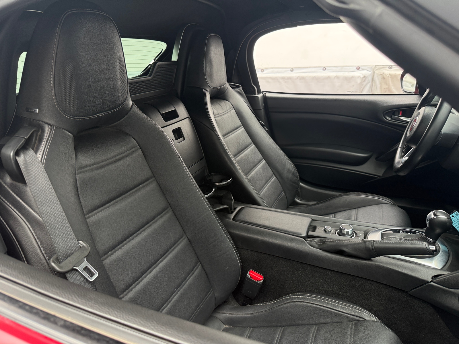 Thumbnail: 2017 Fiat 124 Spider - 2