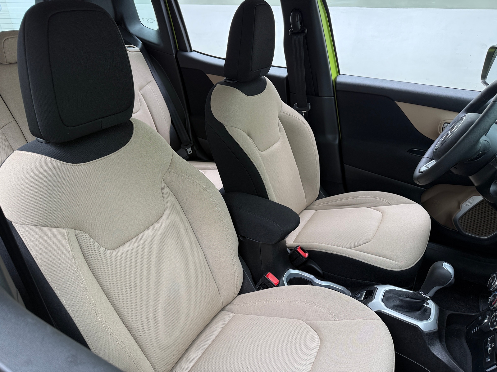 Thumbnail: 2017 Jeep Renegade - 2