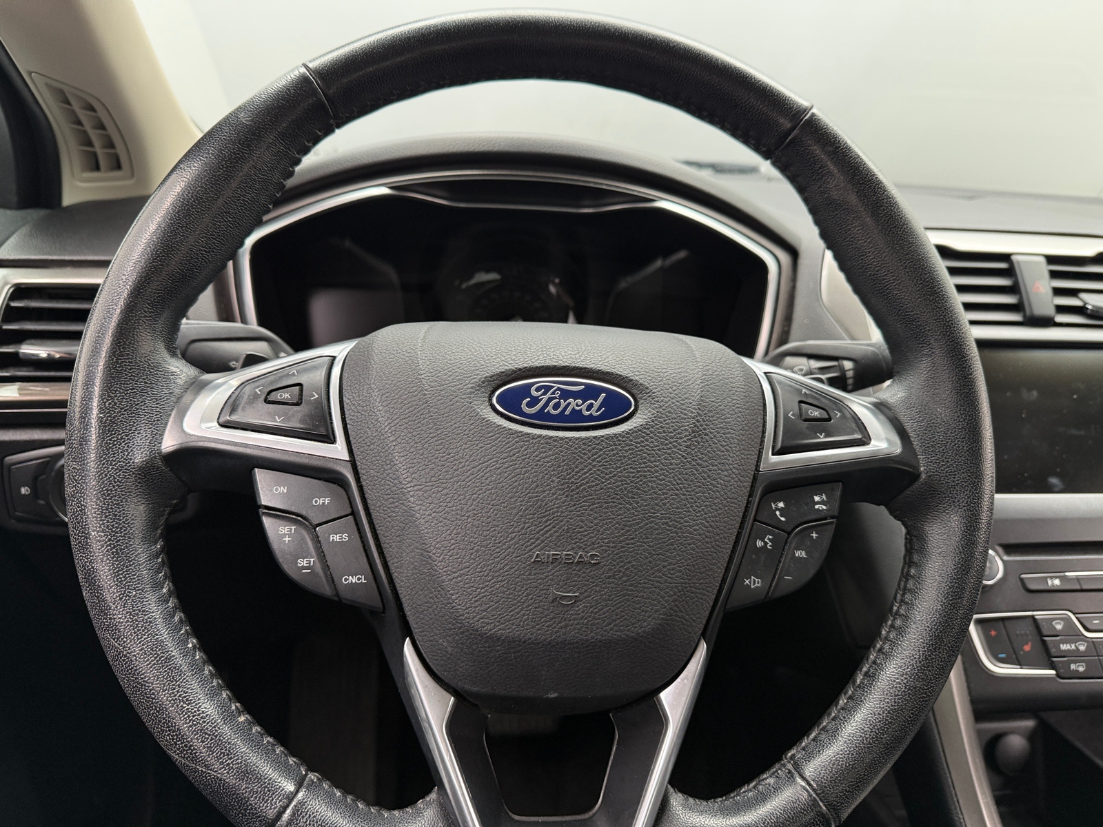 Thumbnail: 2017 Ford Fusion - 5