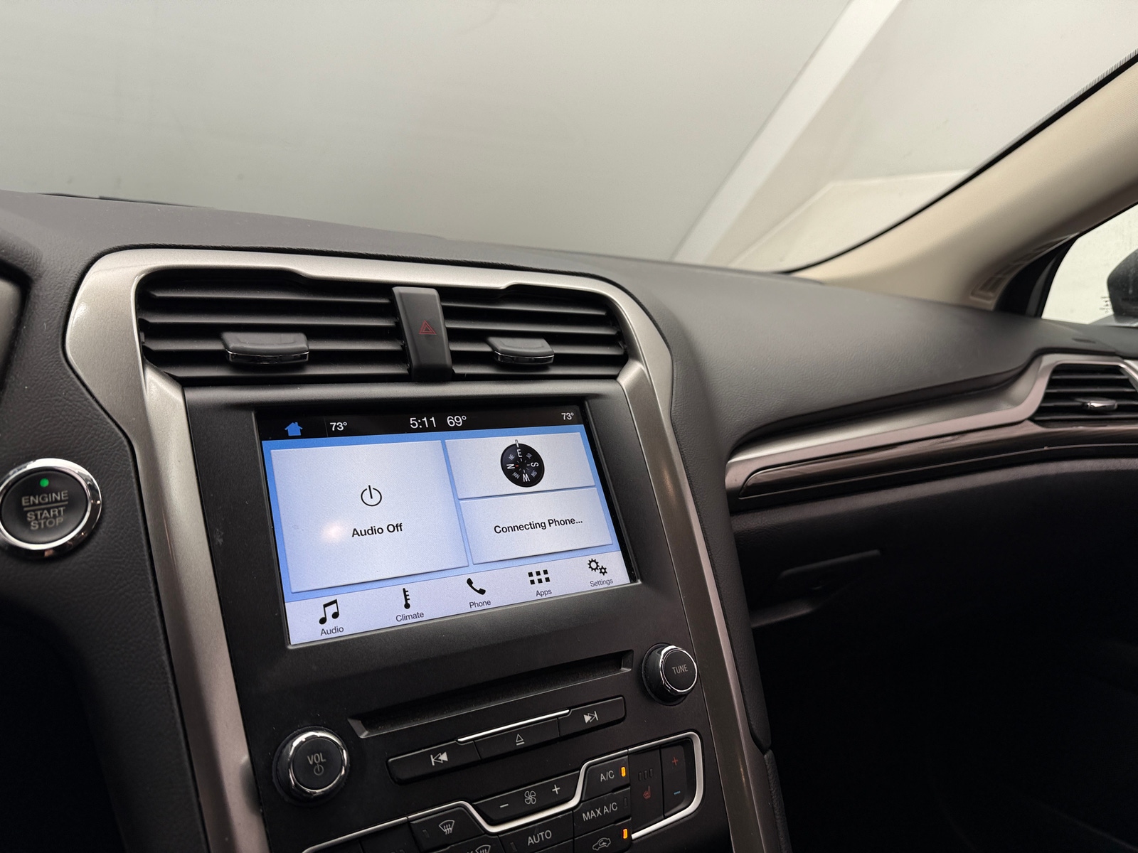 Thumbnail: 2017 Ford Fusion - 4