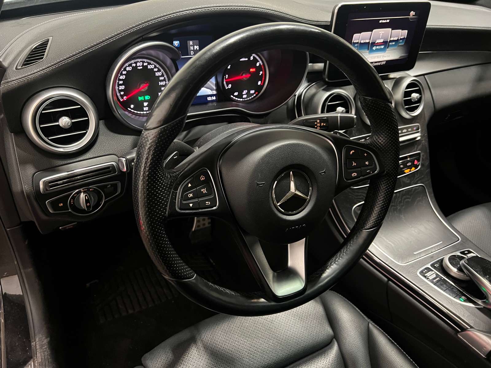 Thumbnail: 2016 Mercedes-Benz C-Class - 4