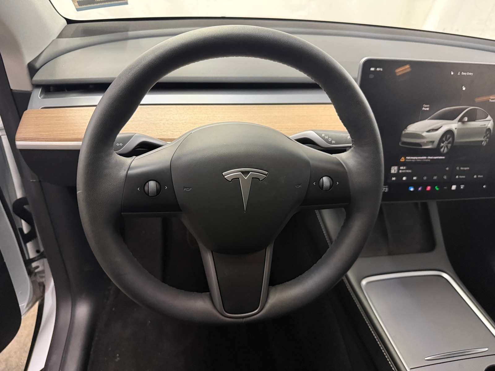 Thumbnail: 2023 Tesla Model Y - 4