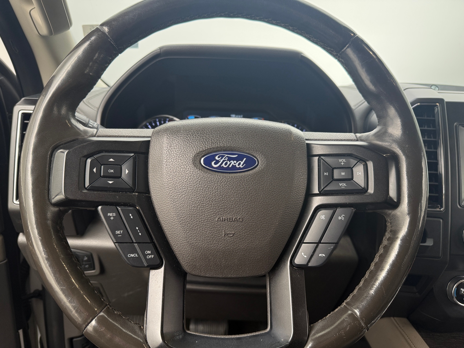 Thumbnail: 2019 Ford Expedition MAX - 4