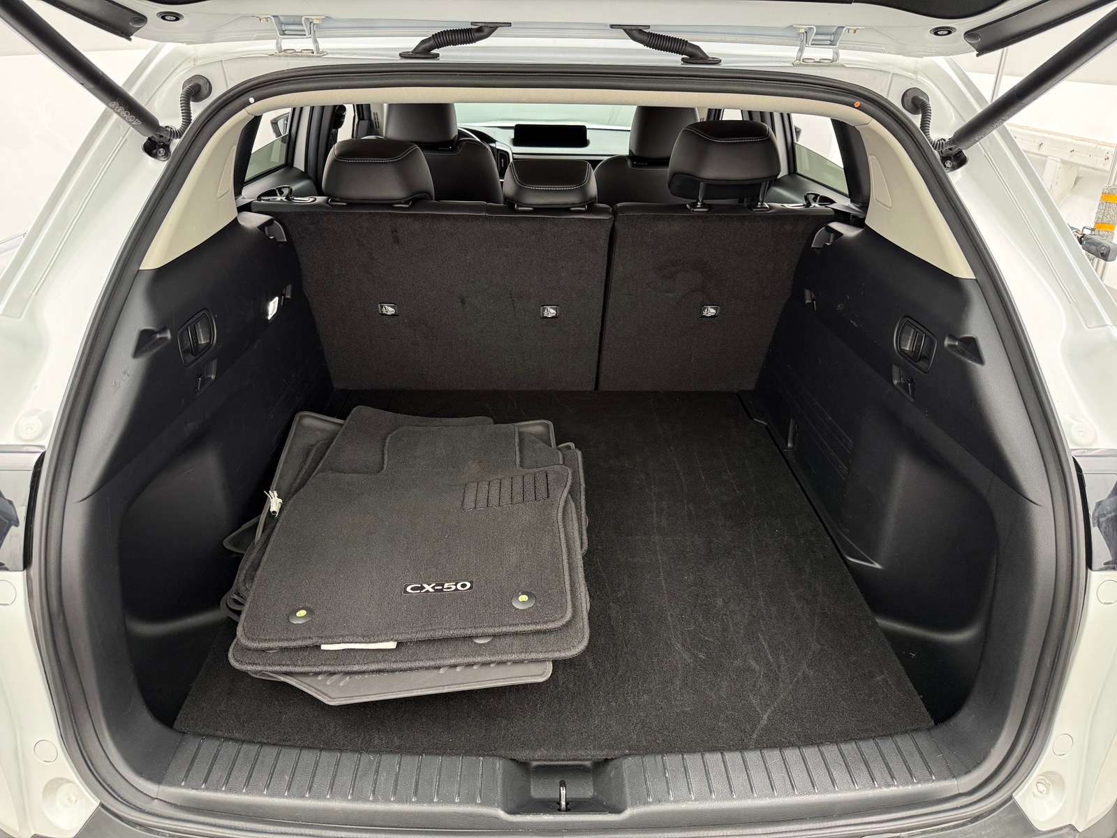 Thumbnail: 2025 Mazda CX-50 - 6