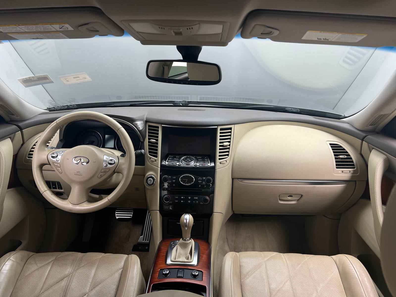 Thumbnail: 2016 INFINITI QX70 - 2