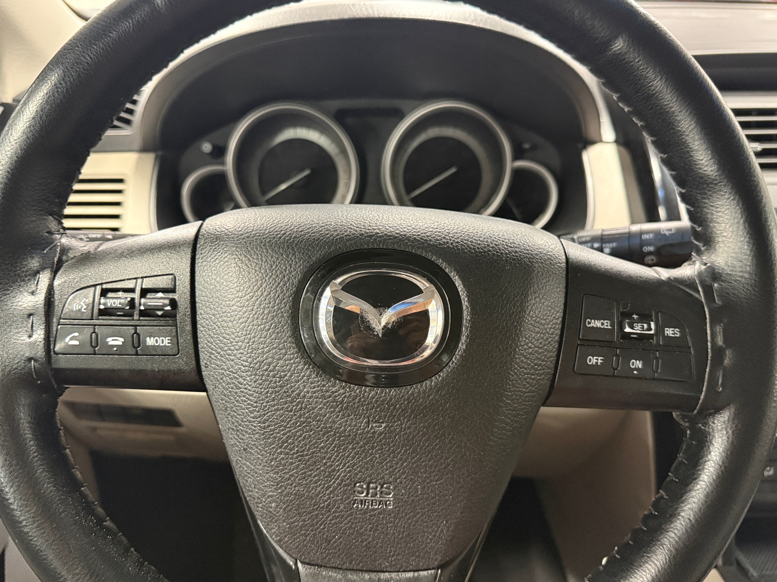 Thumbnail: 2010 Mazda CX-9 - 4