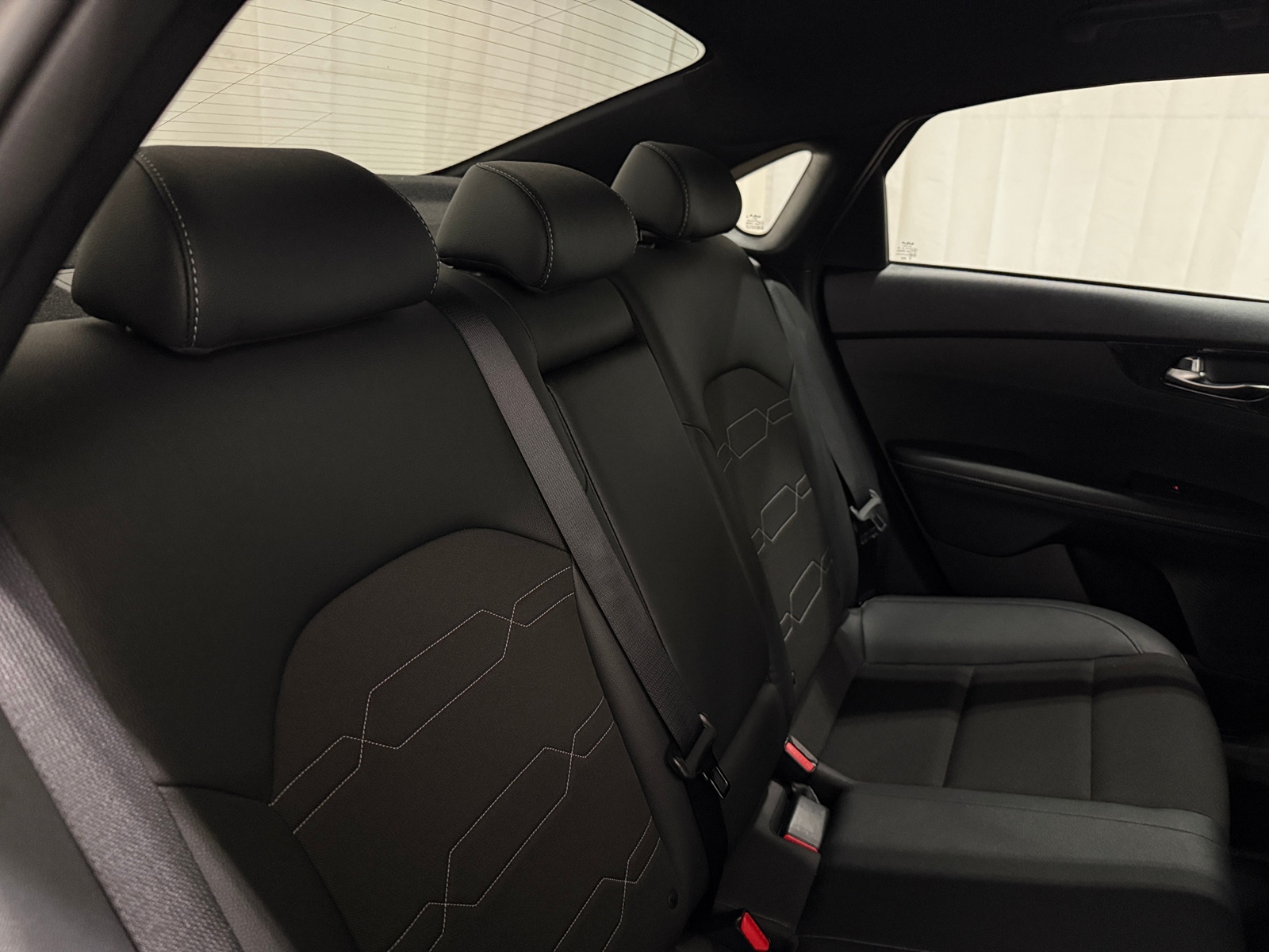 Thumbnail: 2024 Kia Forte - 6