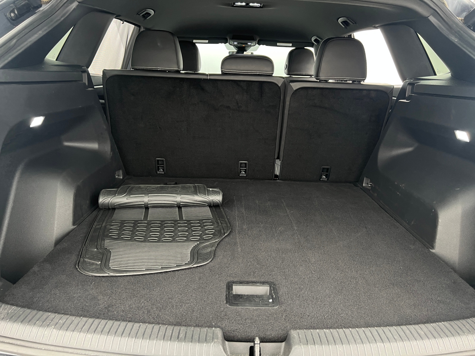 Thumbnail: 2025 Volkswagen Atlas - 6