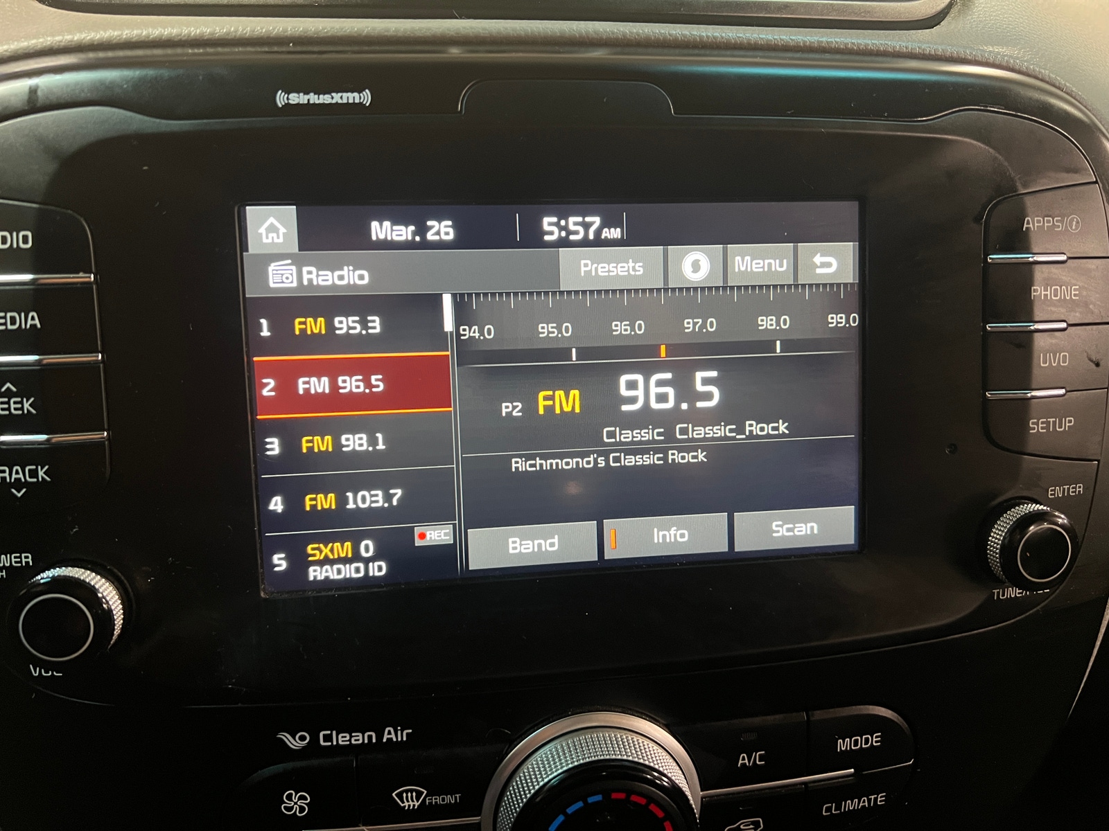 Thumbnail: 2017 Kia Soul - 4