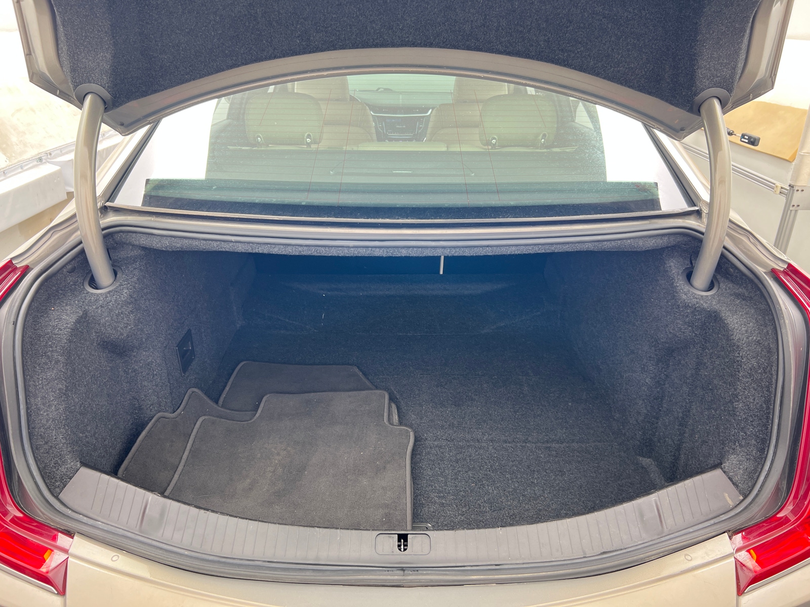 Thumbnail: 2019 Cadillac XTS - 6