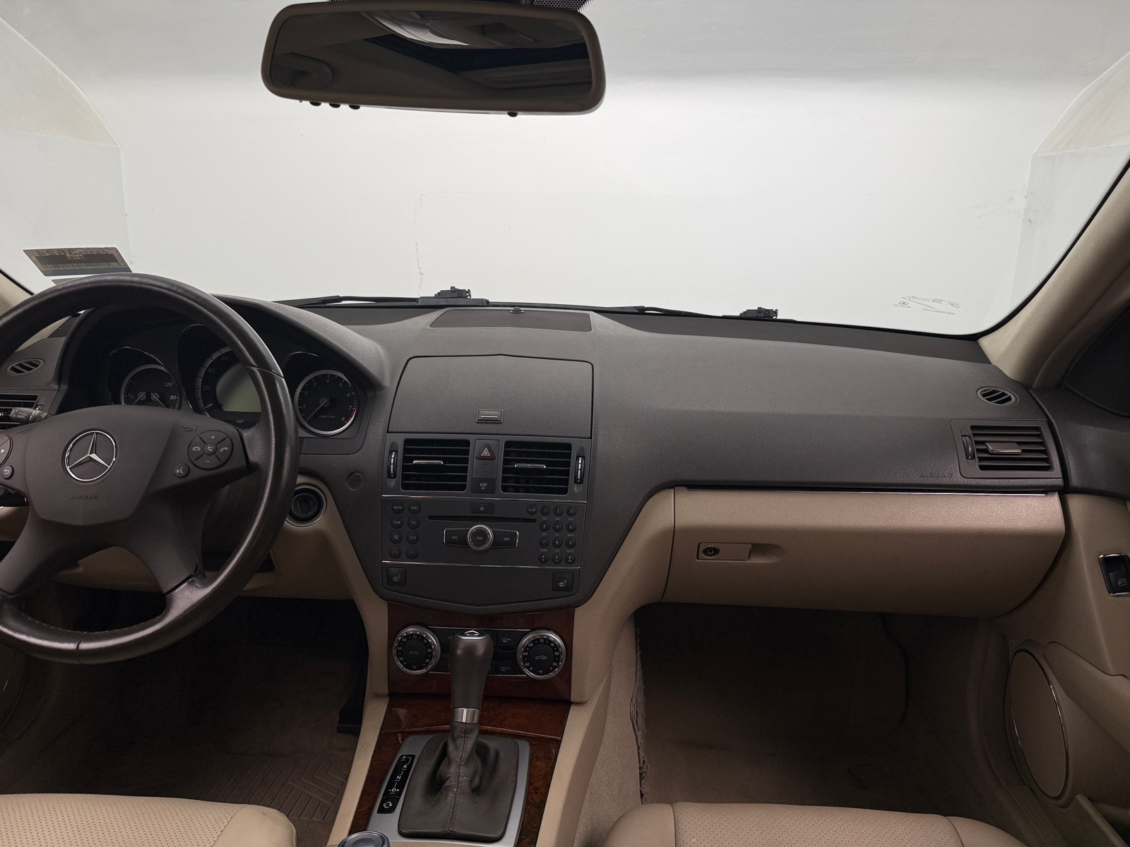 Thumbnail: 2010 Mercedes-Benz C-Class - 2