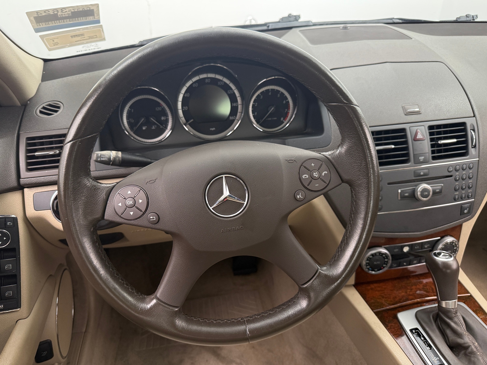 Thumbnail: 2010 Mercedes-Benz C-Class - 4