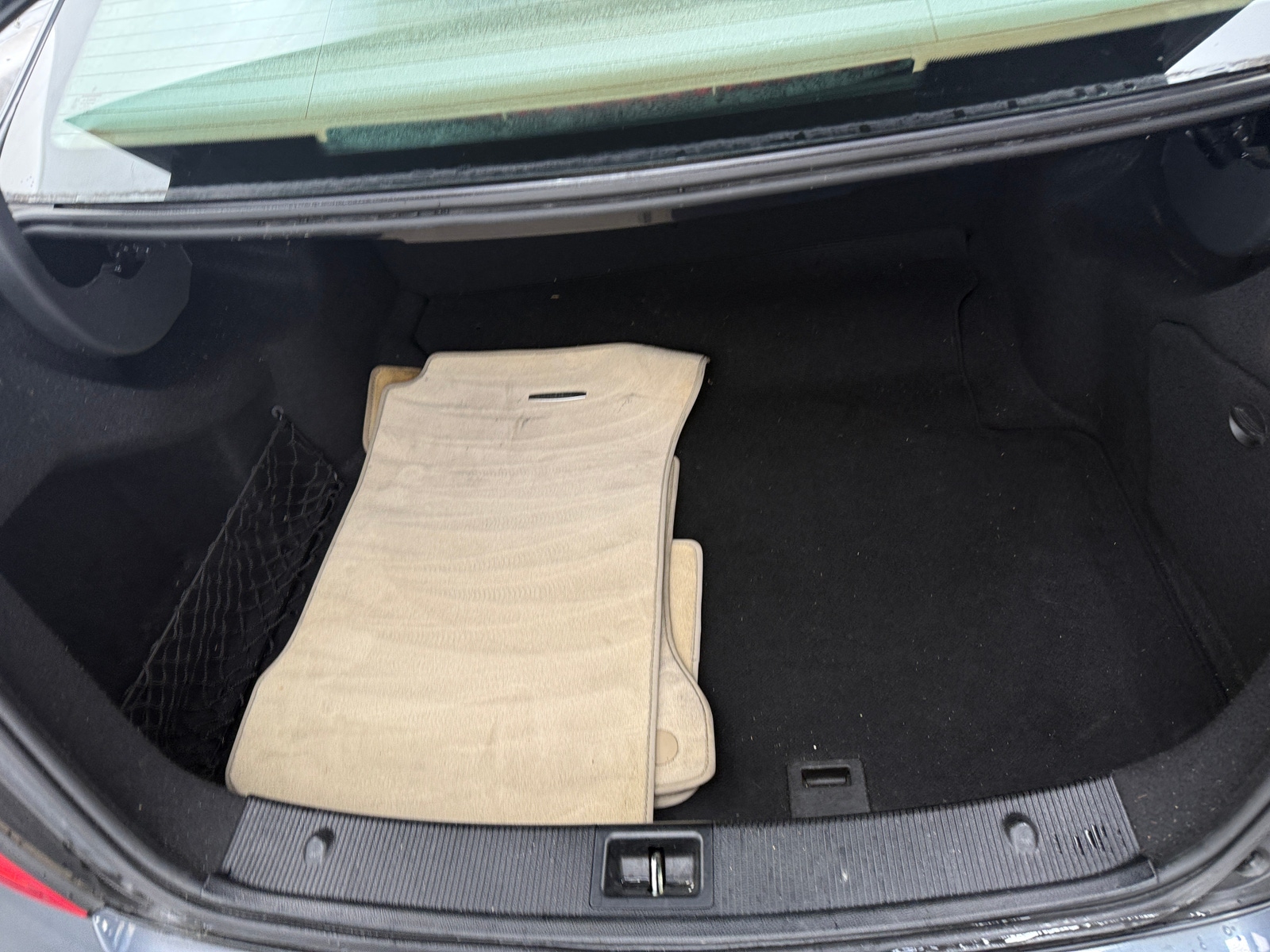 Thumbnail: 2010 Mercedes-Benz C-Class - 6