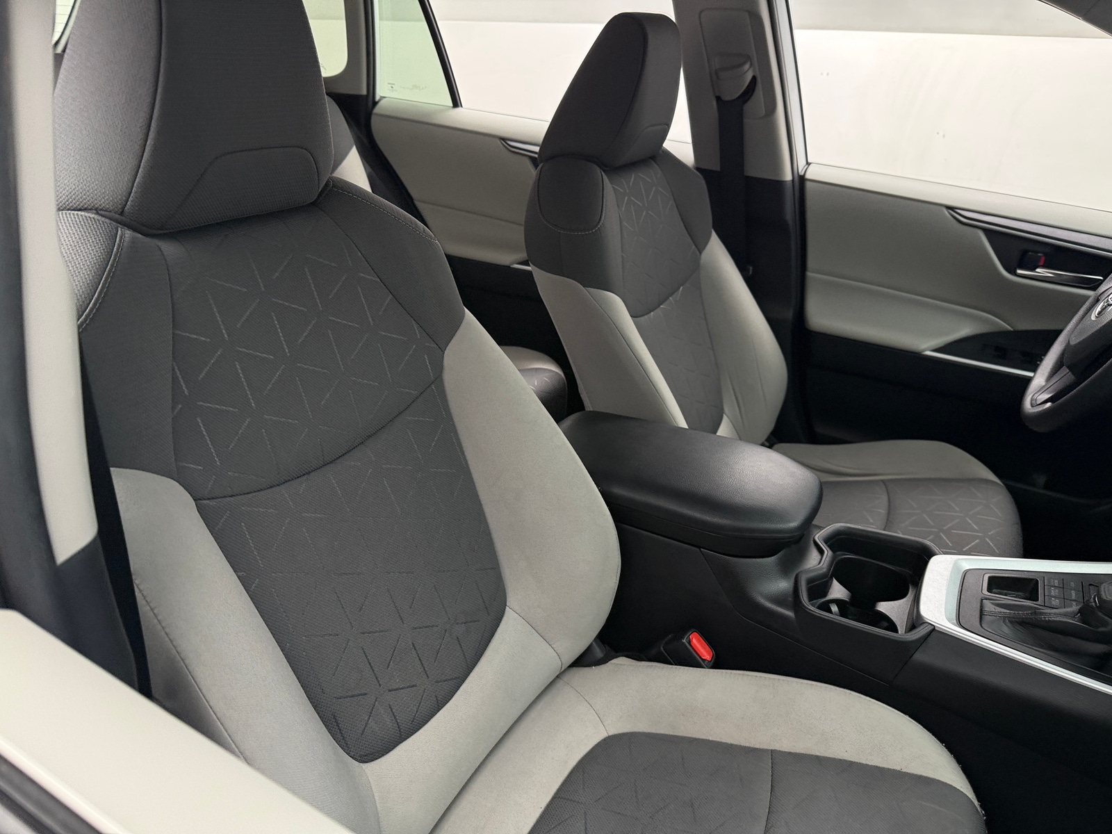 Thumbnail: 2021 Toyota RAV4 - 2