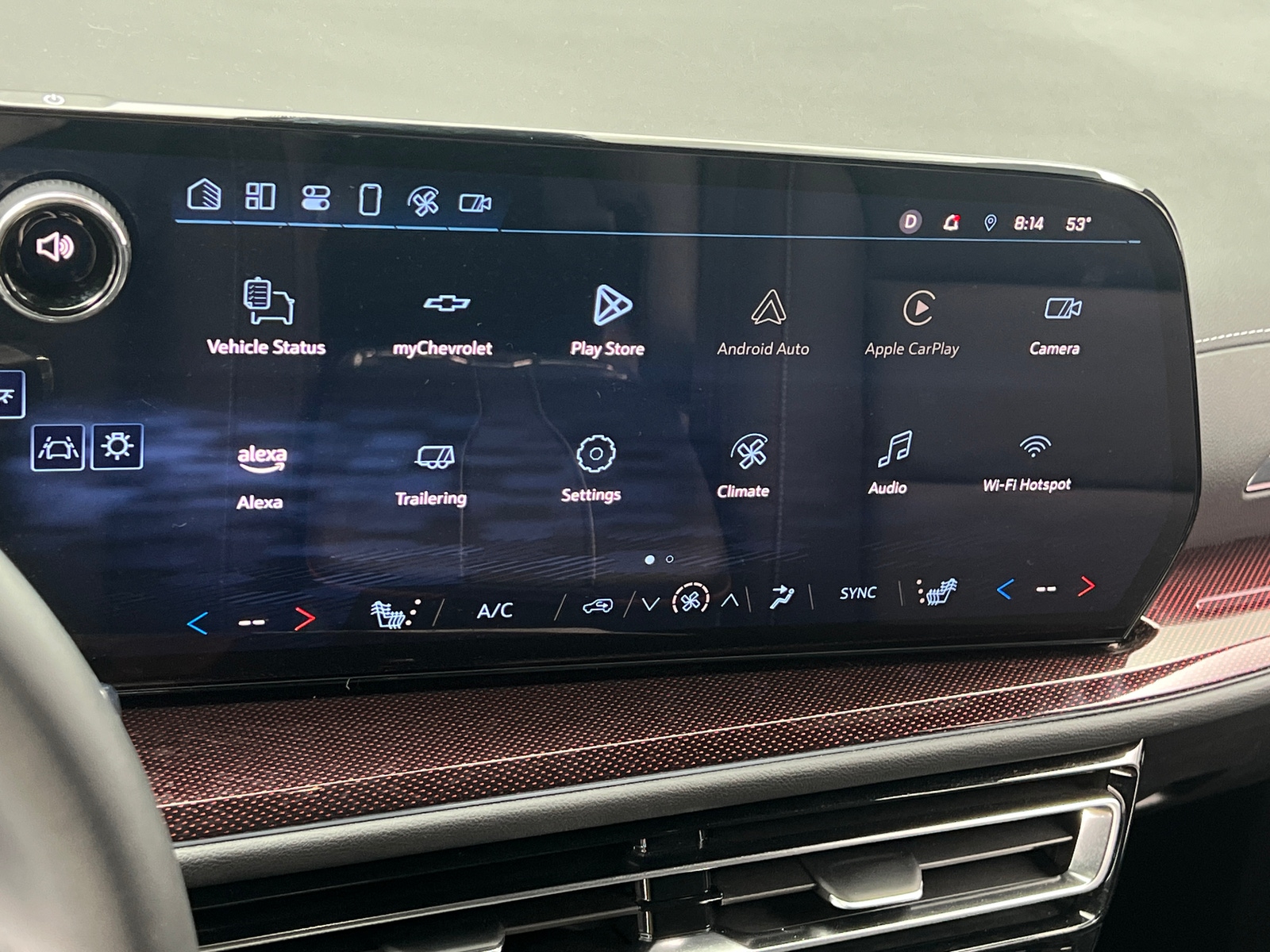 Thumbnail: 2025 Chevrolet Traverse - 3