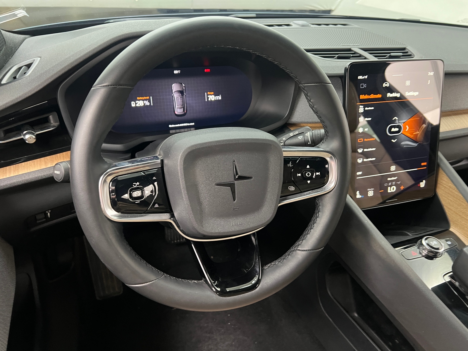 Thumbnail: 2022 Polestar 2 - 5