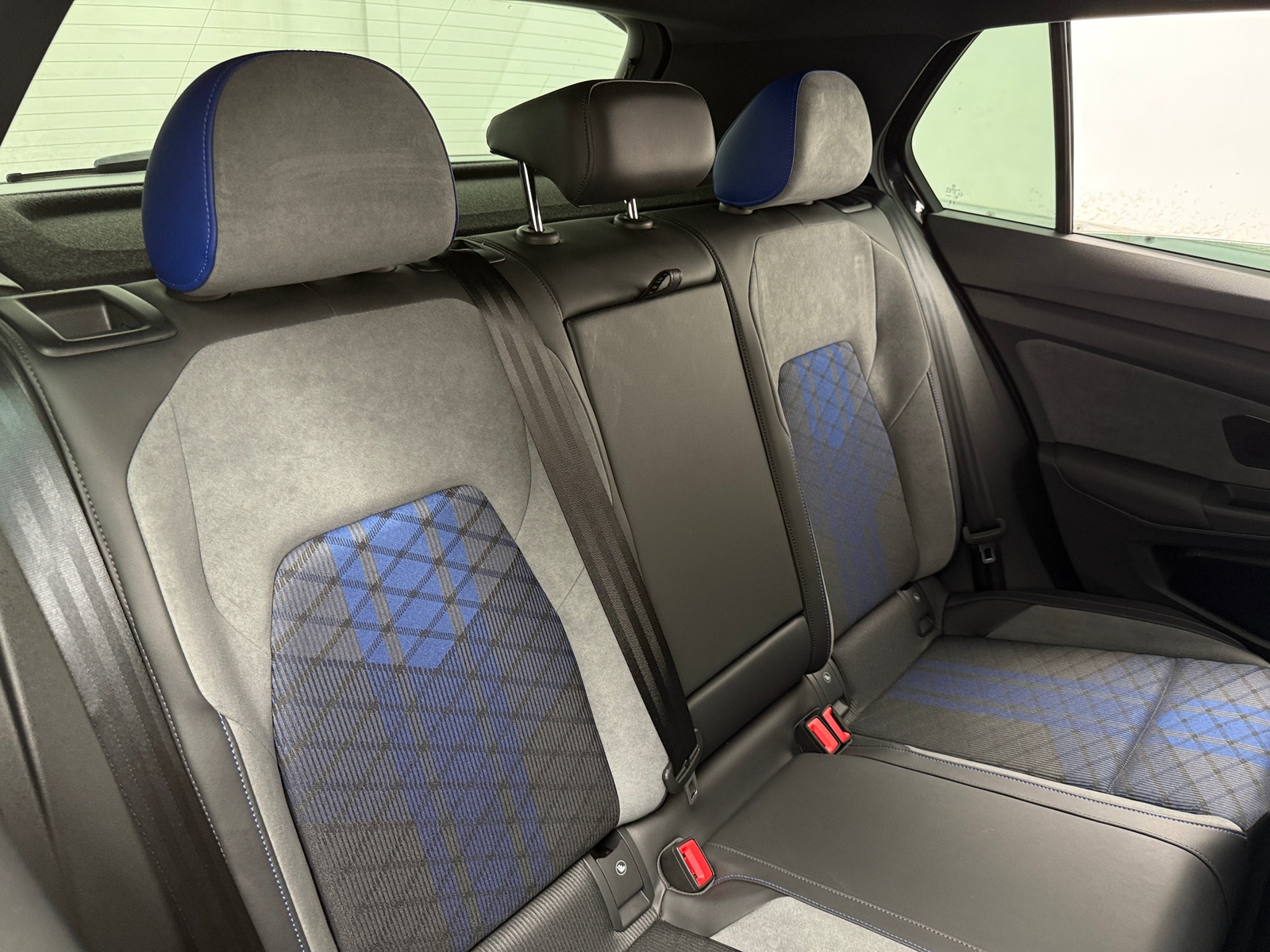 Thumbnail: 2025 Volkswagen Golf - 5