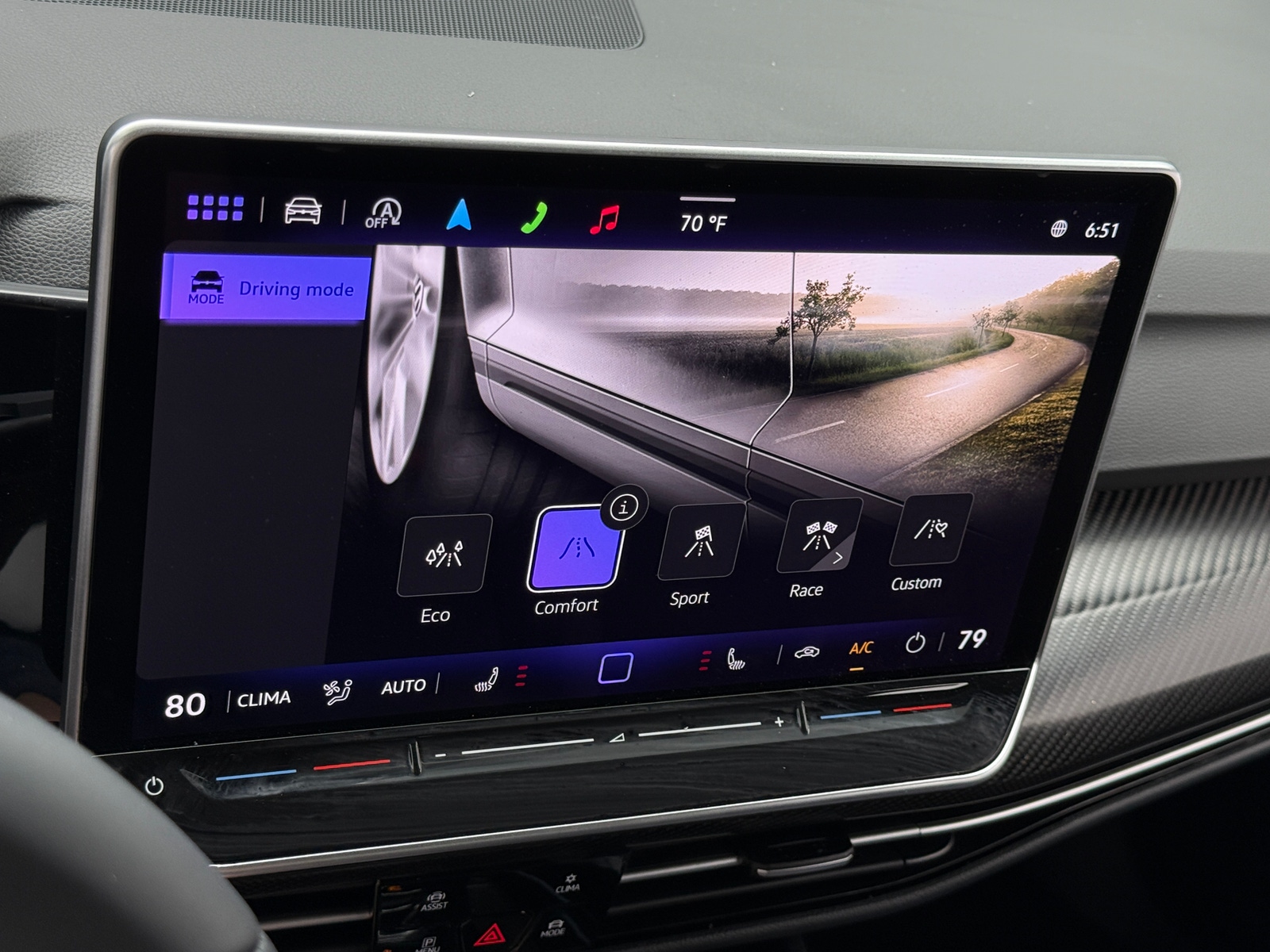 Thumbnail: 2025 Volkswagen Golf - 3