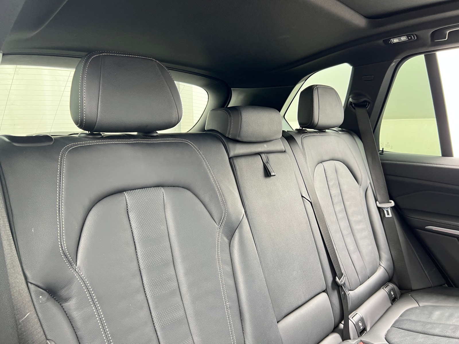 Thumbnail: 2022 BMW X5 - 5