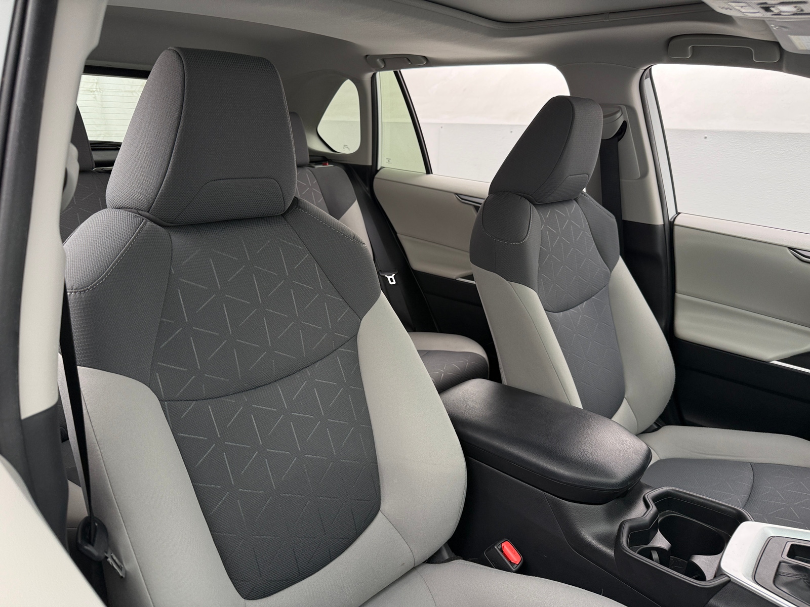 Thumbnail: 2019 Toyota RAV4 - 2