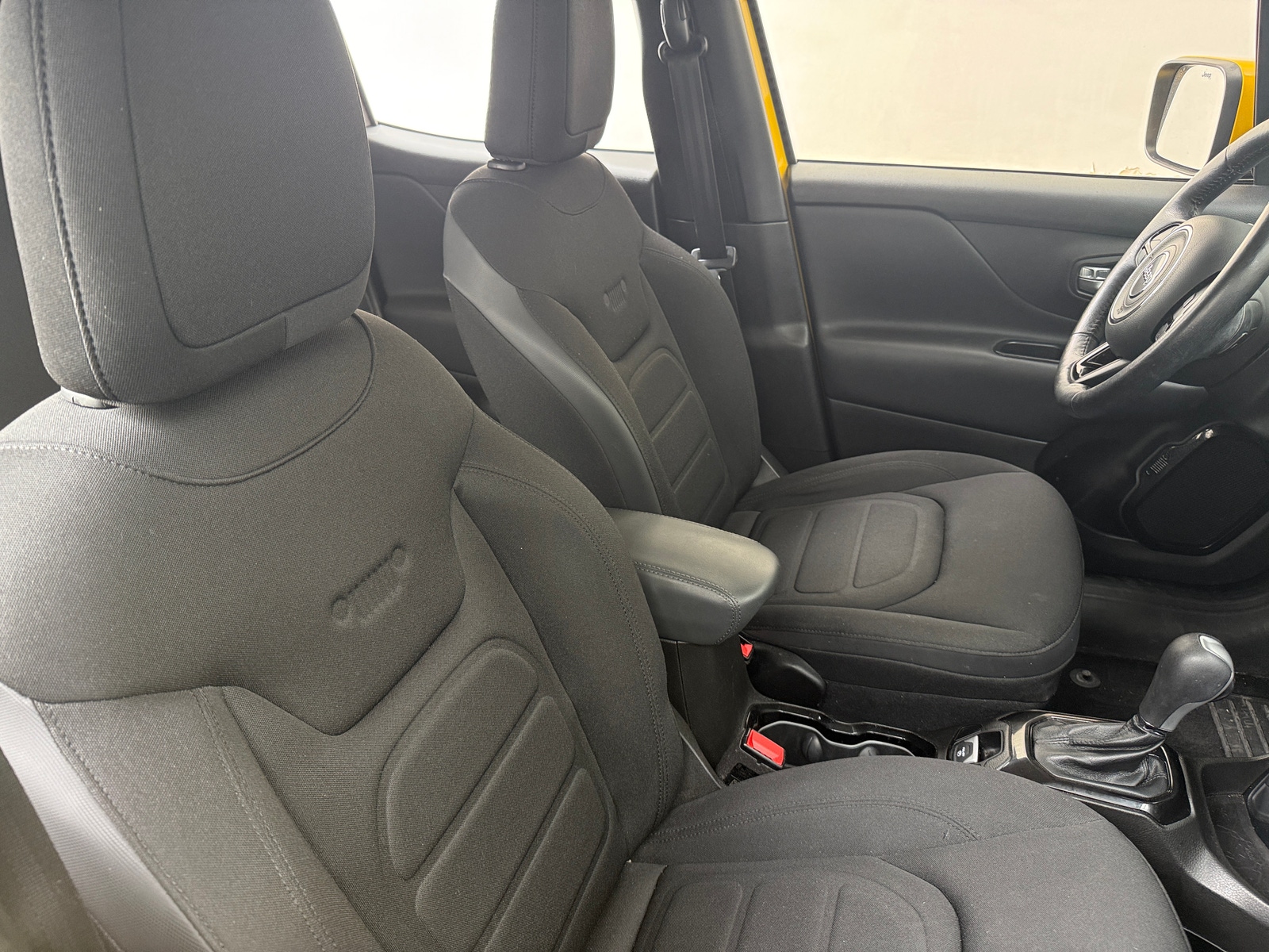 Thumbnail: 2017 Jeep Renegade - 2